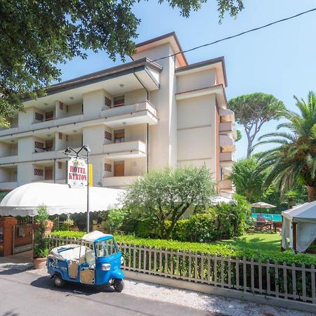 Hotel Kyrton Forte dei Marmi Buitenkant foto